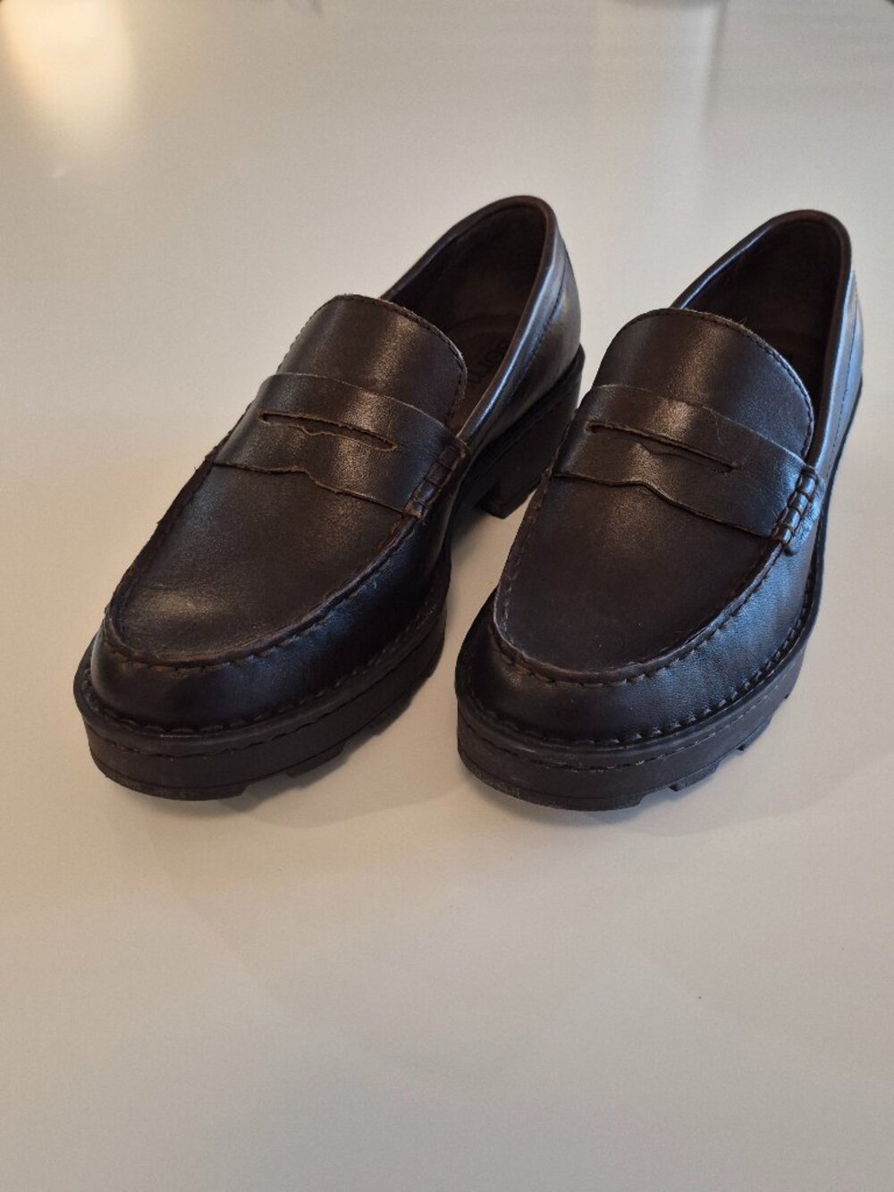 Born Women’s 8M Brown Leather Penny Loafers Chunky Lug Sole Moc Toe